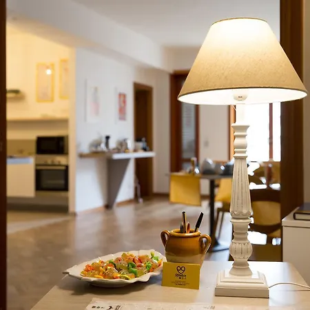 ベッド・アンド・ブレックファスト Novantanove 3*